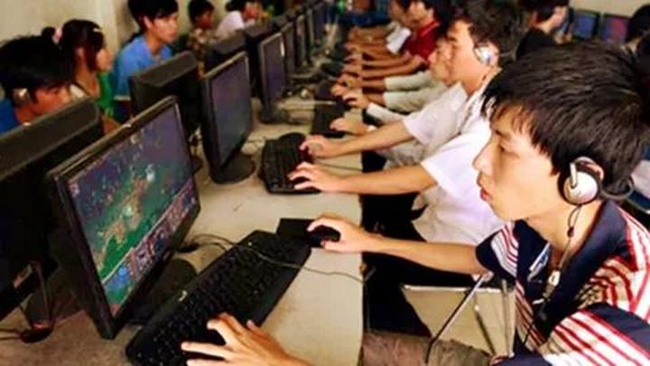 Nội dung: Trong mùa hè nóng bỏng, xu hướng